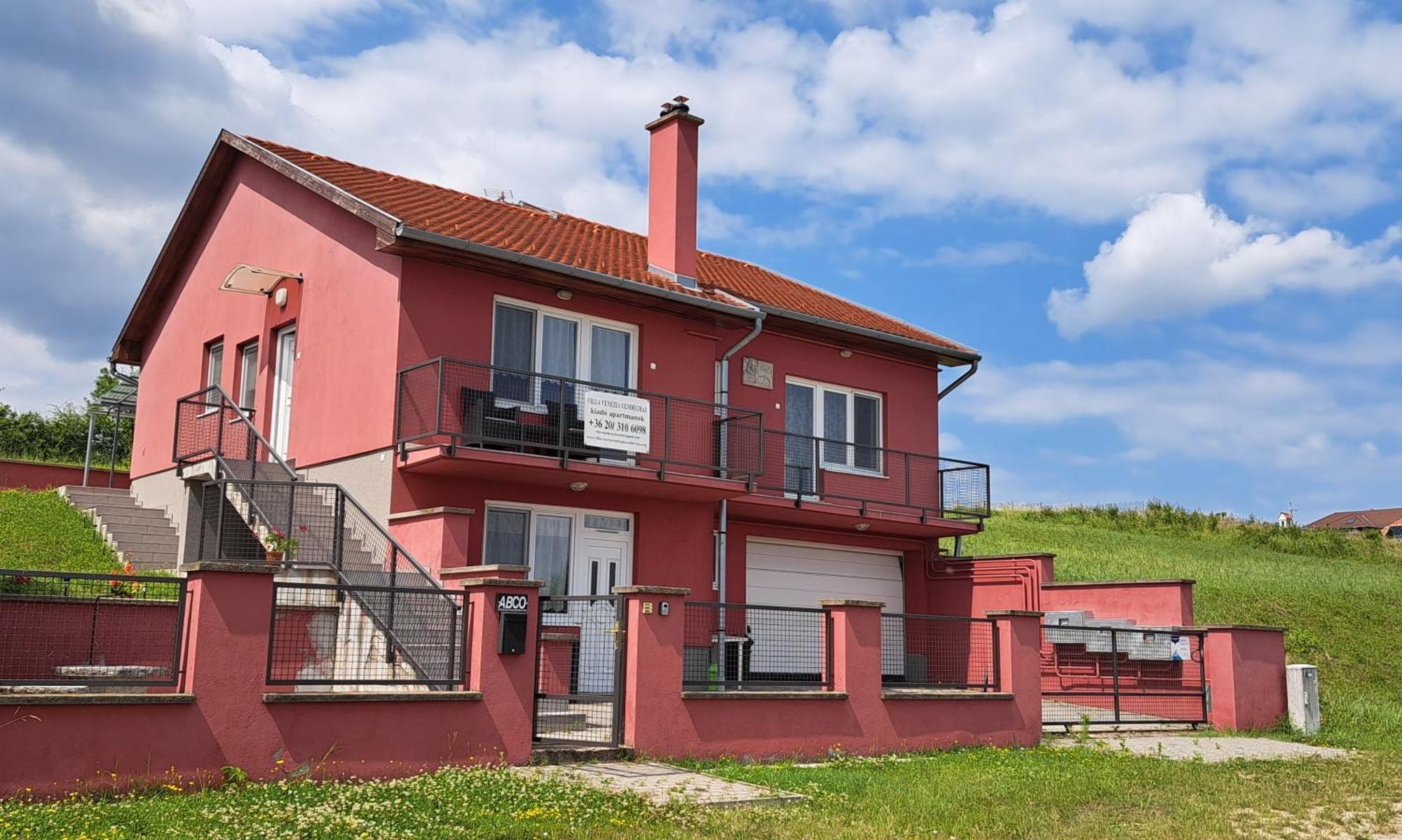 Villa Venezia Egerszalók Esterno foto